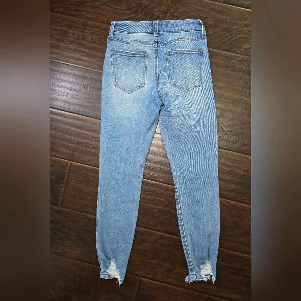 Celebrity Pink Womens Shredded Skinny Light Denim Blue Jeans Size 1